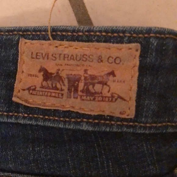 Levi’s Genuinely Crafted Low Flare Jeans - Picture 5 of 7